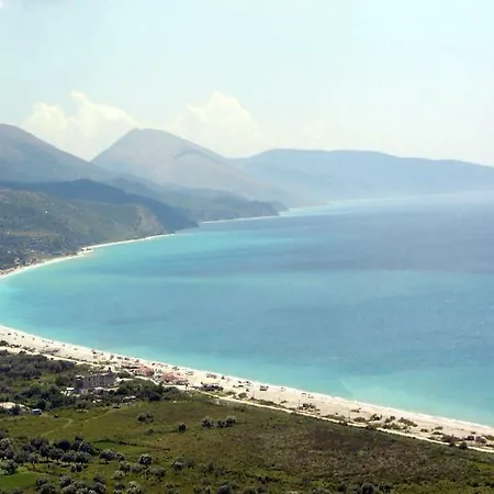 Golden Beach Hotel