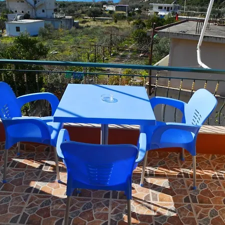 Golden Beach Hotel 3*